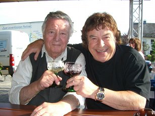 Fred Bertelmamnn 2010 mit Tony Marshall an der Mosel